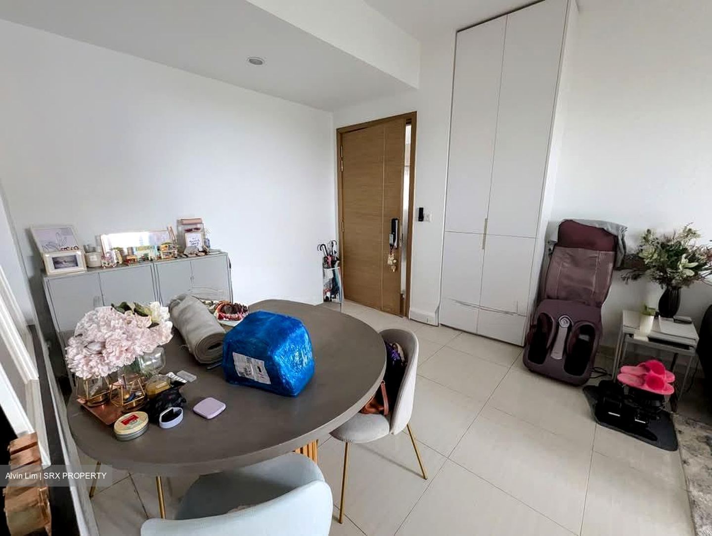The Palette (D18), Condominium #560435011
